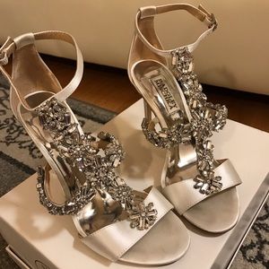 Munroe by Badgley Mischka Glamorous Evening Heel